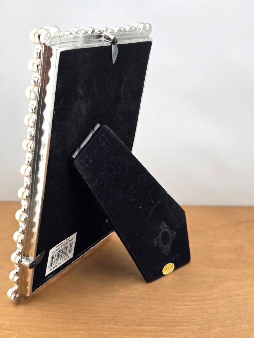 Wedding Pearl & Rhinestone 4x6 Picture Frame By Occasions Tabletop NIB - Picture 4 of 8